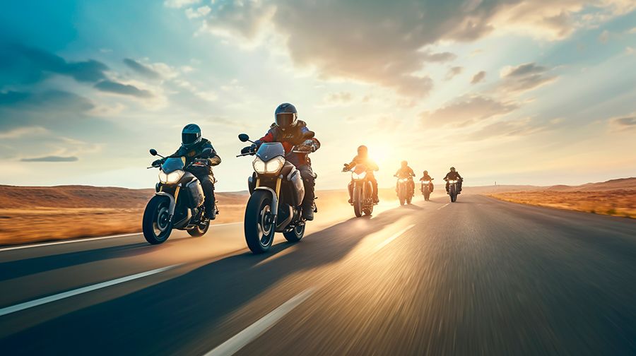 Photo de d'un groupe de motocyclistes