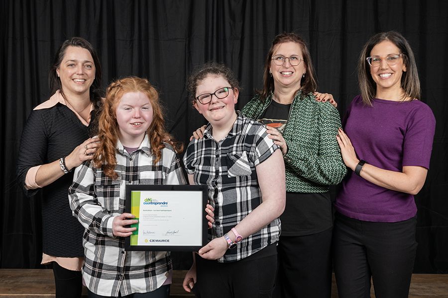 Primaire adaptation scolaire, Horticulture - Les tours hydroponique - 2e place