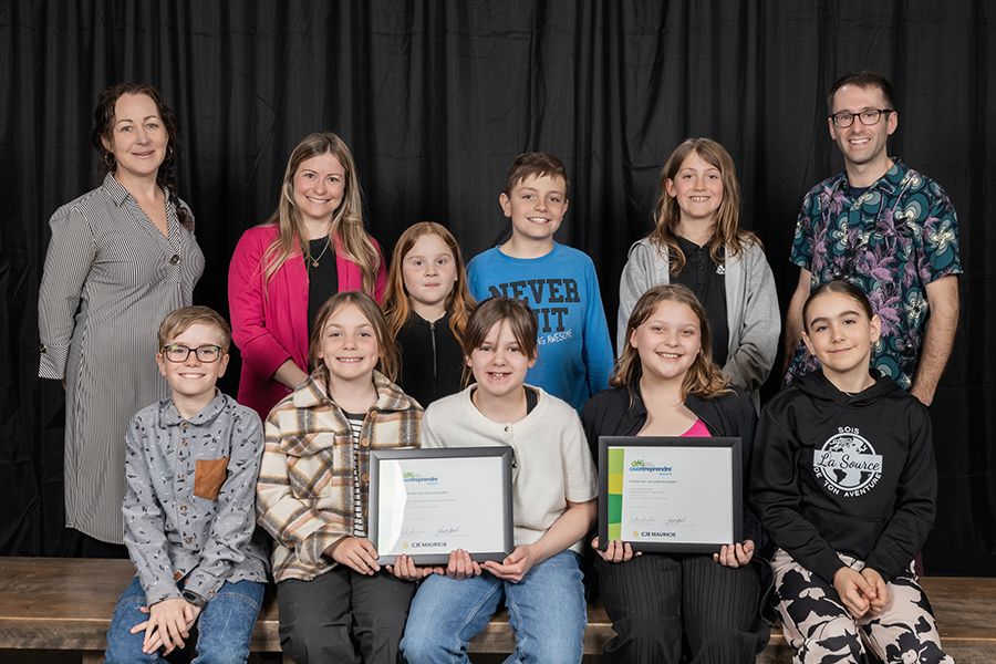 Primaire 2e cycle_L'armée rose, unis contre la maladie!  - Coup de cœur du jury