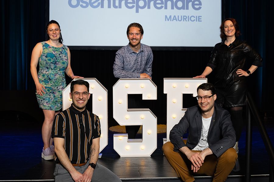 Geneviève Girard -CJE Trois-Rivières/MRC Des Chenaux, Olivier Drolet - Carrefour jeunesse-emploi de la MRC de Maskinongé, Timothée Langlois - Carrefour Jeunesse de Shawinigan, Charlee Bouvette Dumaine - Carrefour Emploi Mékinac, Allison Patry Miller - Carrefour Emploi La Tuque.