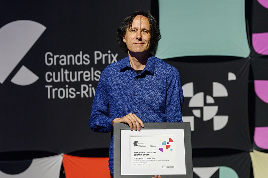 FRÉDÉRICK DURAND pour le projet L’heure approche où j’aurai tes yeux