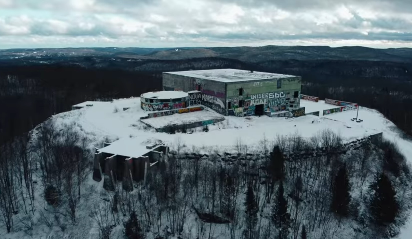 PATRICK WOODBURY, ARCHIVES LE DROIT